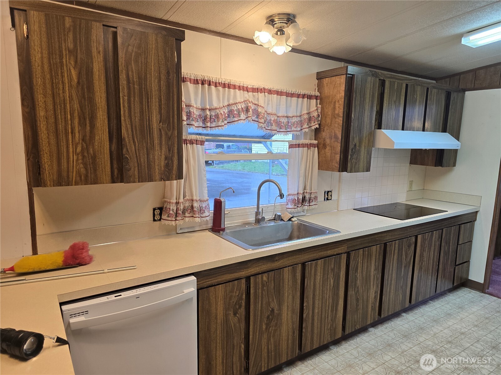 1965 Westside Highway Kelso WA 98626