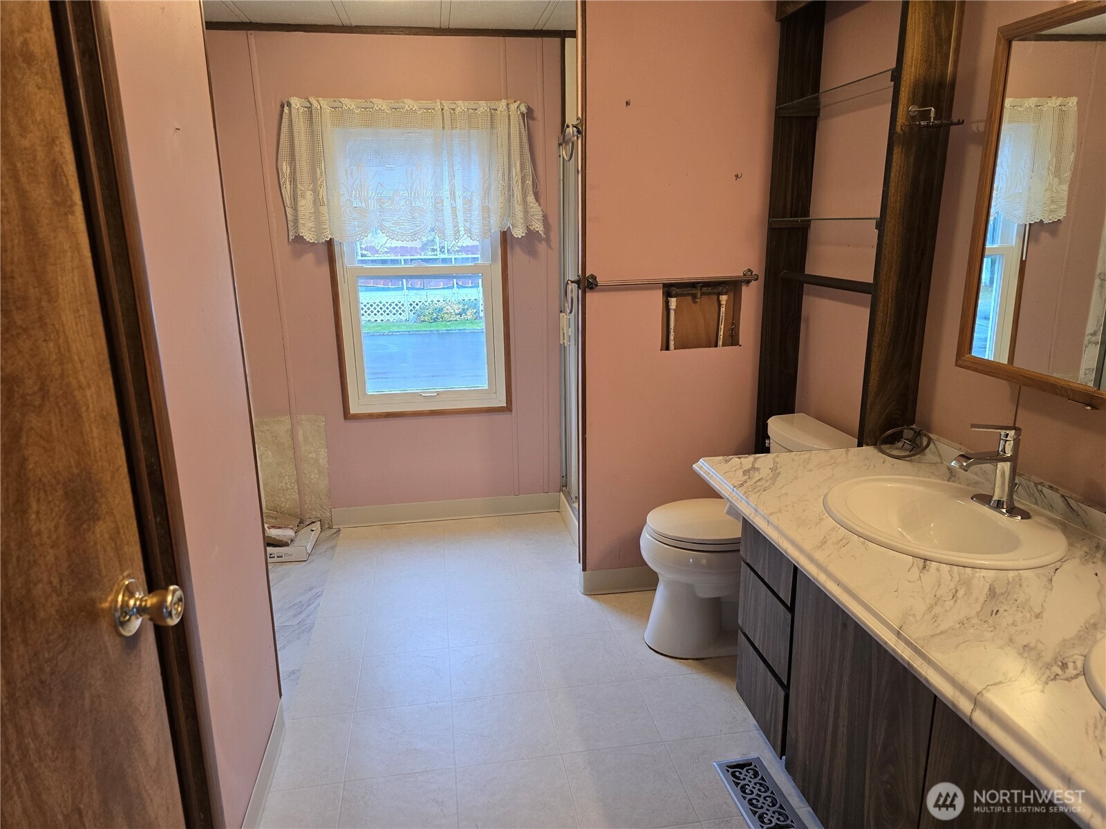 1965 Westside Highway Kelso WA 98626