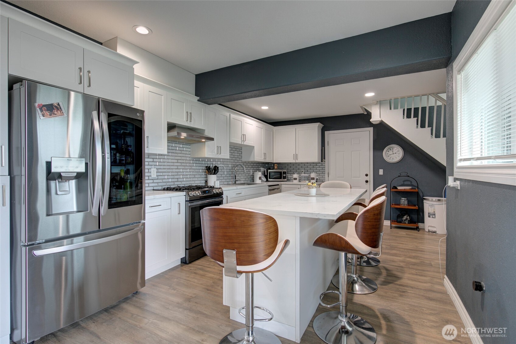 802 Eklund Avenue Hoquiam WA 98550