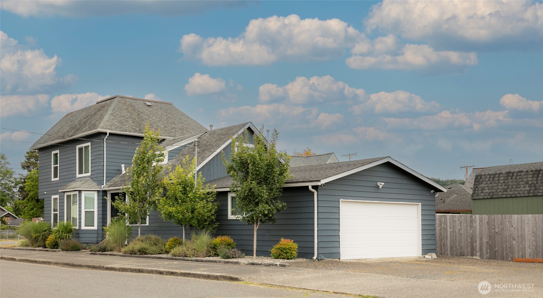 802 Eklund Avenue Hoquiam WA 98550
