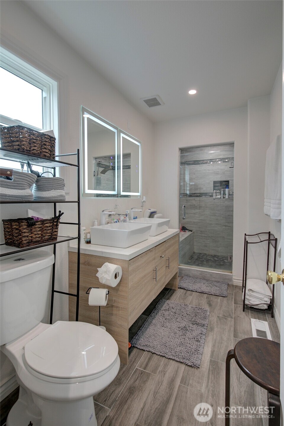 802 Eklund Avenue Hoquiam WA 98550