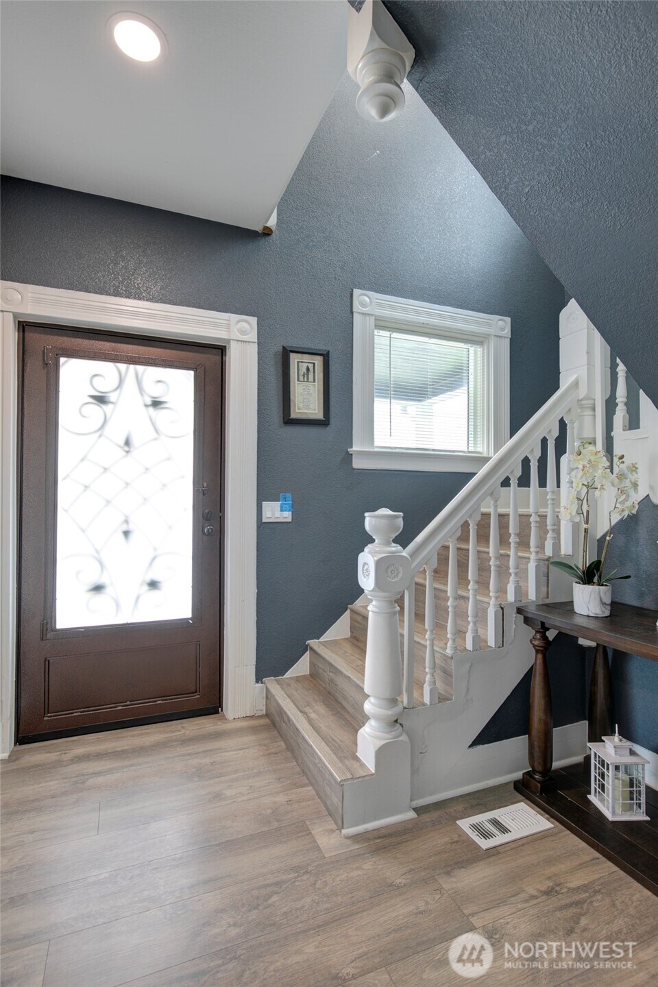 802 Eklund Avenue Hoquiam WA 98550