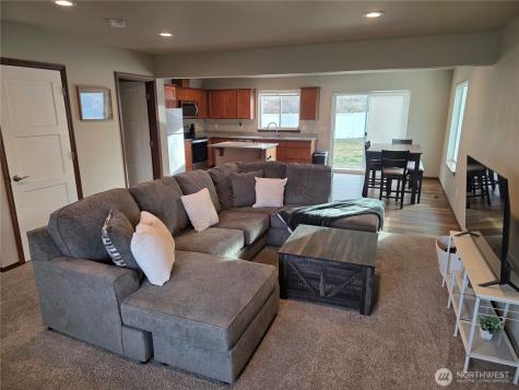 271 George Loop Rock Island WA 98850