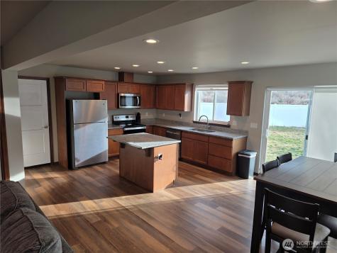 271 George Loop Rock Island WA 98850