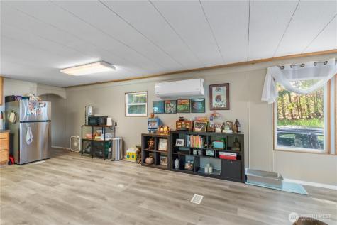 3020 Airway Street SE East Wenatchee WA 98802