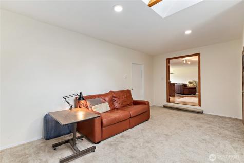 4813 150th Place SW Edmonds WA 98026