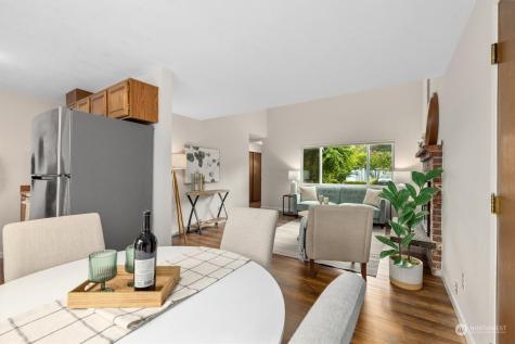 821 Harvest Road Bothell WA 98012