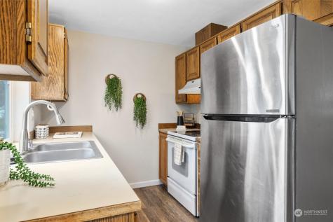 821 Harvest Road Bothell WA 98012