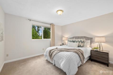 821 Harvest Road Bothell WA 98012