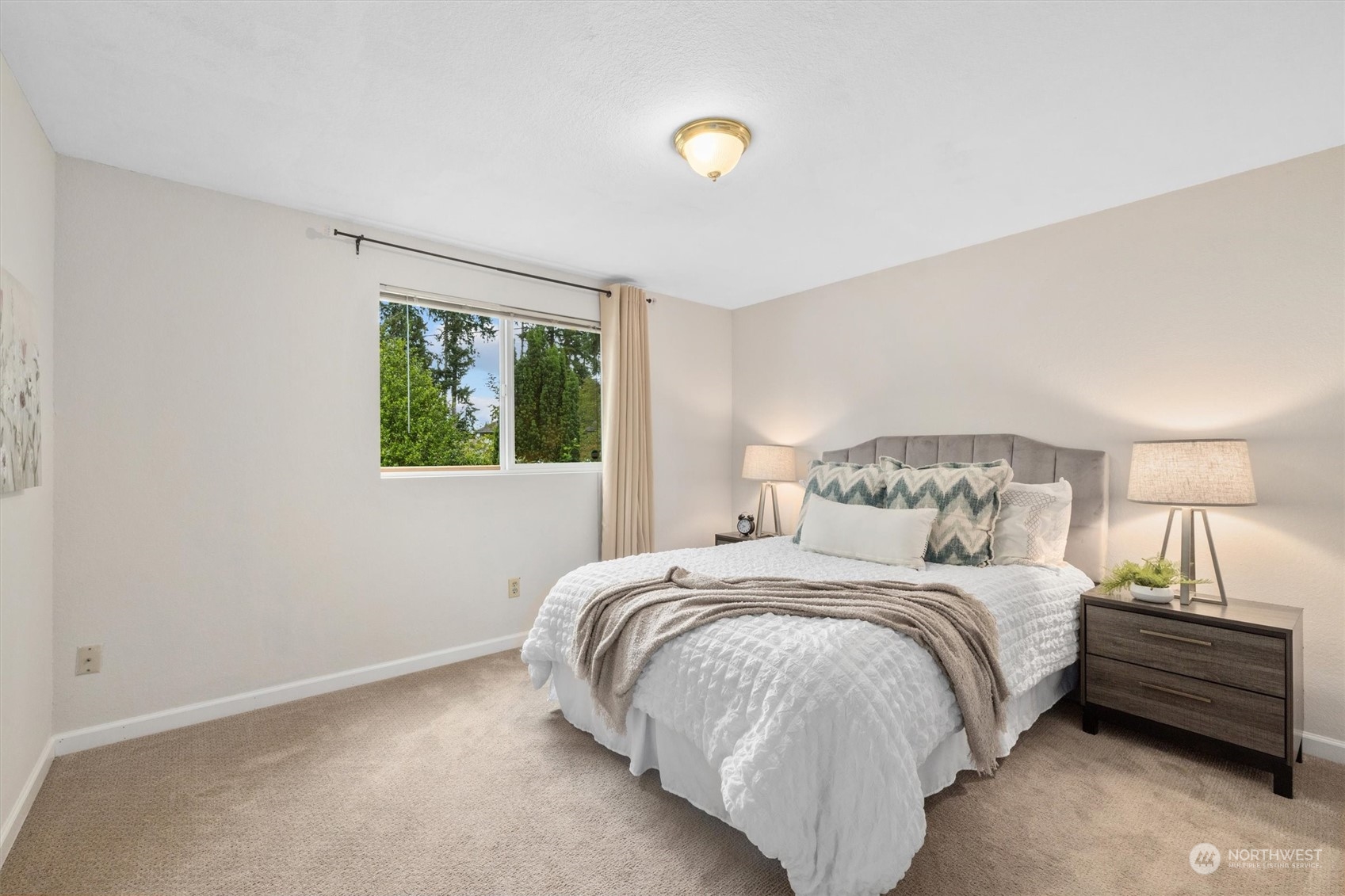 821 Harvest Road Bothell WA 98012