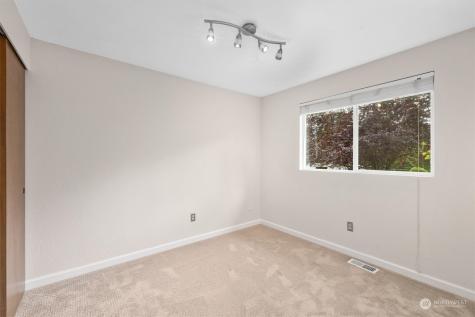 821 Harvest Road Bothell WA 98012