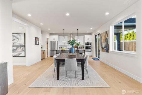 25 213th Place SW Bothell WA 98021