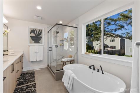25 213th Place SW Bothell WA 98021