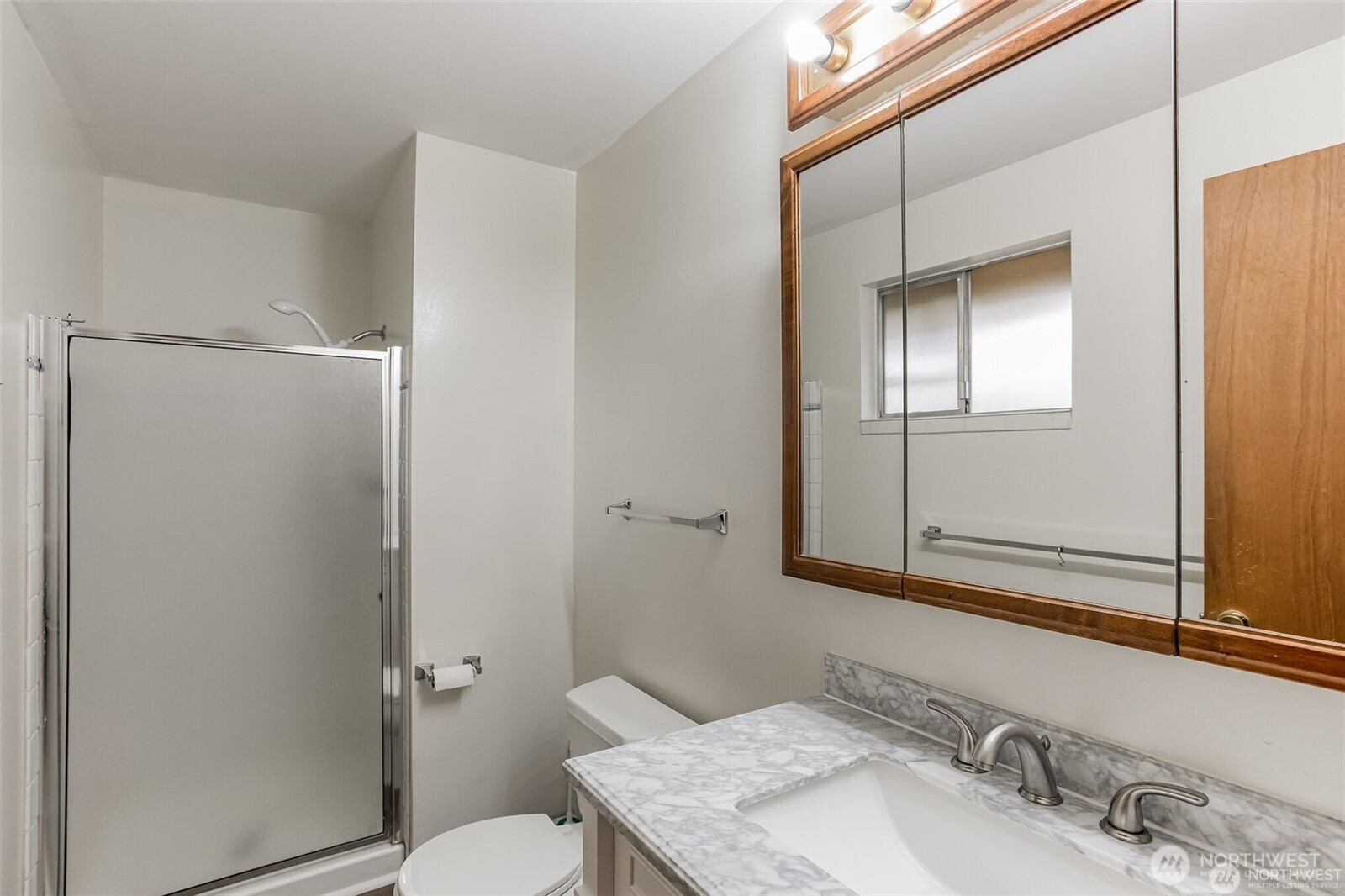 23504 110th Place SE Kent WA 98031