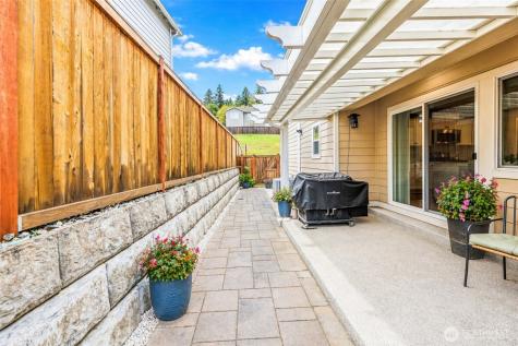 3512 Hoffman Hill Boulevard Dupont WA 98327