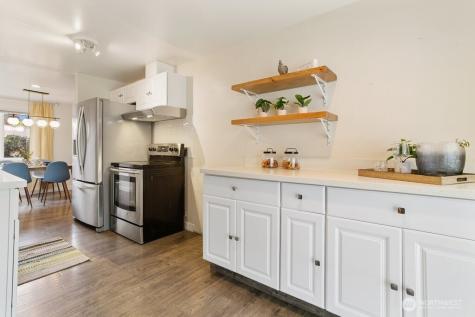 12214 4th Avenue SW Seattle WA 98146