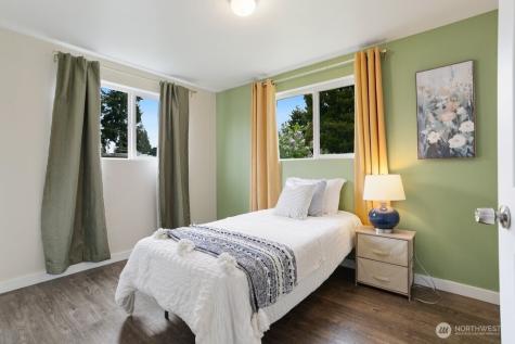 12214 4th Avenue SW Seattle WA 98146