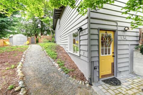 2430 155th Place SE Bellevue WA 98007