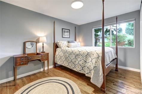 2430 155th Place SE Bellevue WA 98007