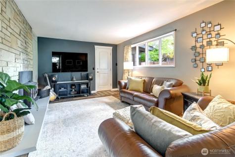 2430 155th Place SE Bellevue WA 98007