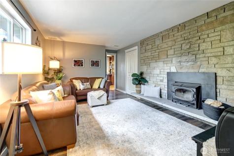 2430 155th Place SE Bellevue WA 98007