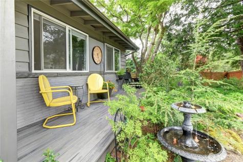 2430 155th Place SE Bellevue WA 98007