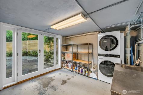 2301 Delmar Drive E Seattle WA 98102