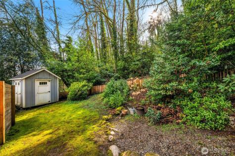 2301 Delmar Drive E Seattle WA 98102