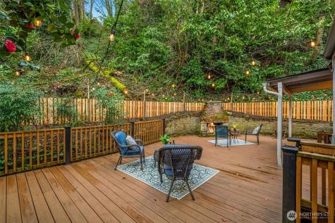 2301 Delmar Drive E Seattle WA 98102