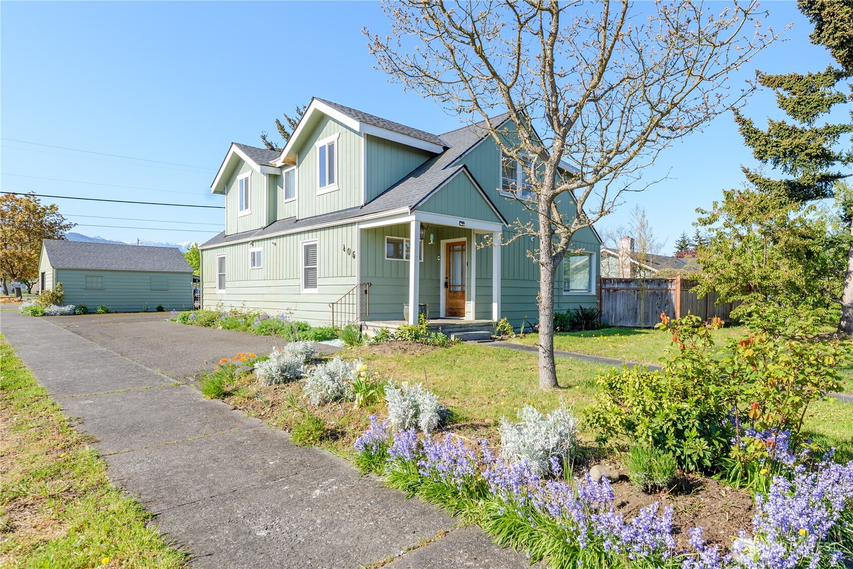 405 W Spruce Street Sequim WA 98362