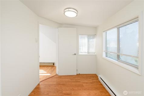 405 W Spruce Street Sequim WA 98362