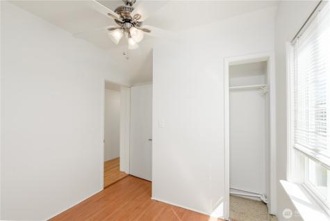 405 W Spruce Street Sequim WA 98362