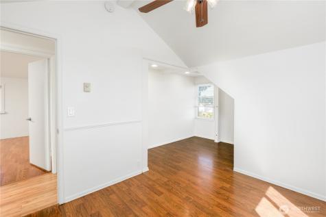 405 W Spruce Street Sequim WA 98362