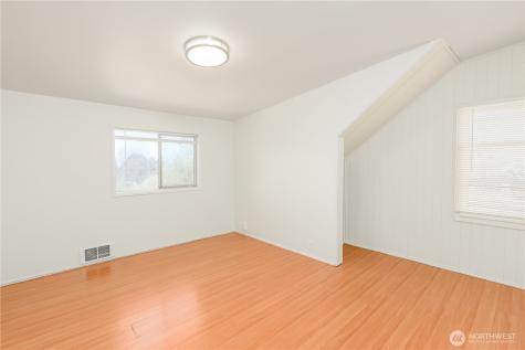 405 W Spruce Street Sequim WA 98362