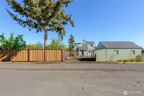 405 W Spruce Street Sequim WA 98362