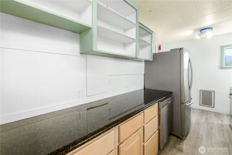 405 W Spruce Street Sequim WA 98362