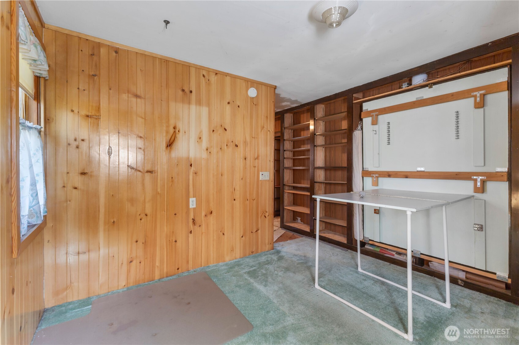 111 4th Avenue SW Pacific WA 98047