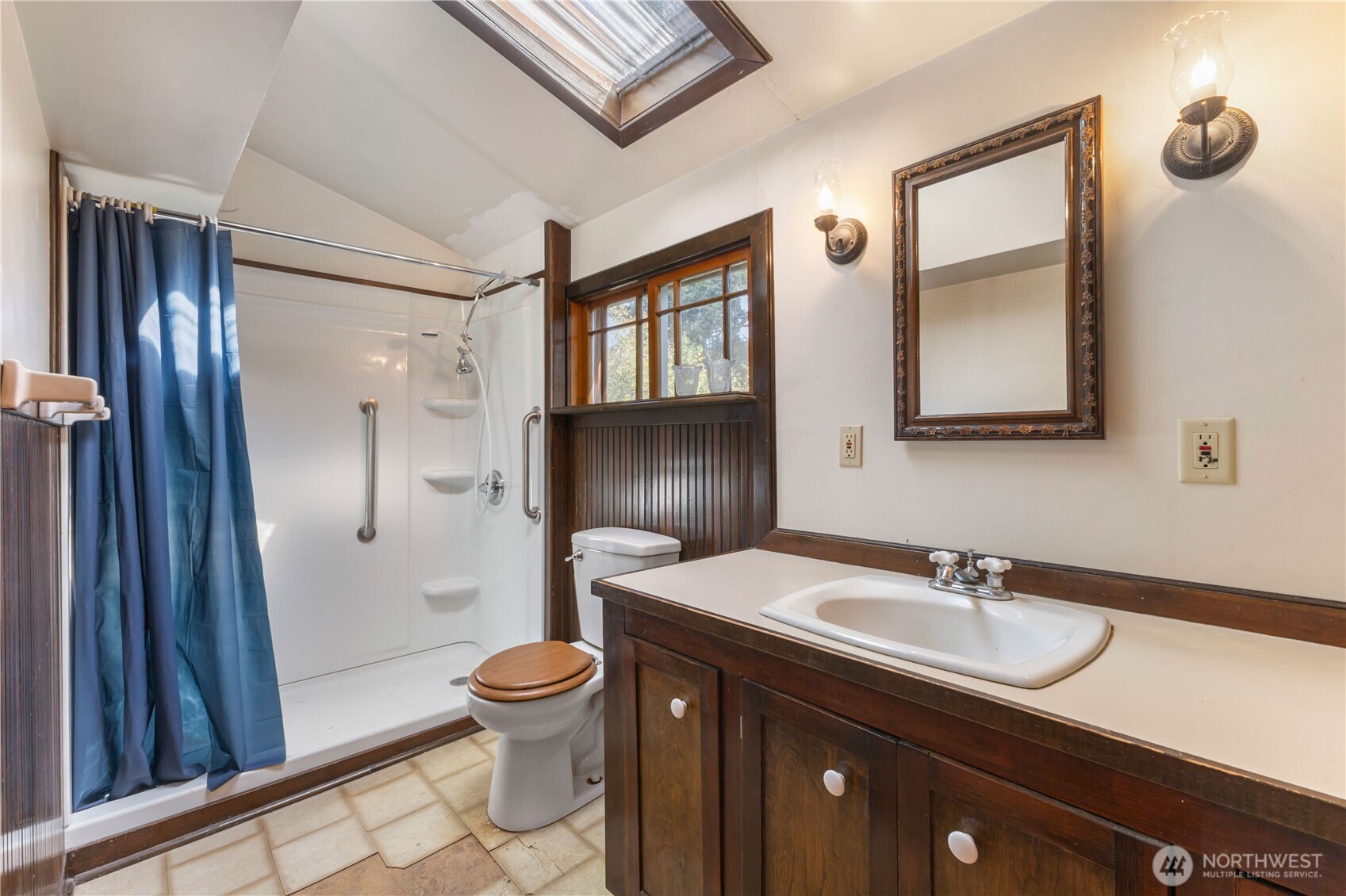 111 4th Avenue SW Pacific WA 98047