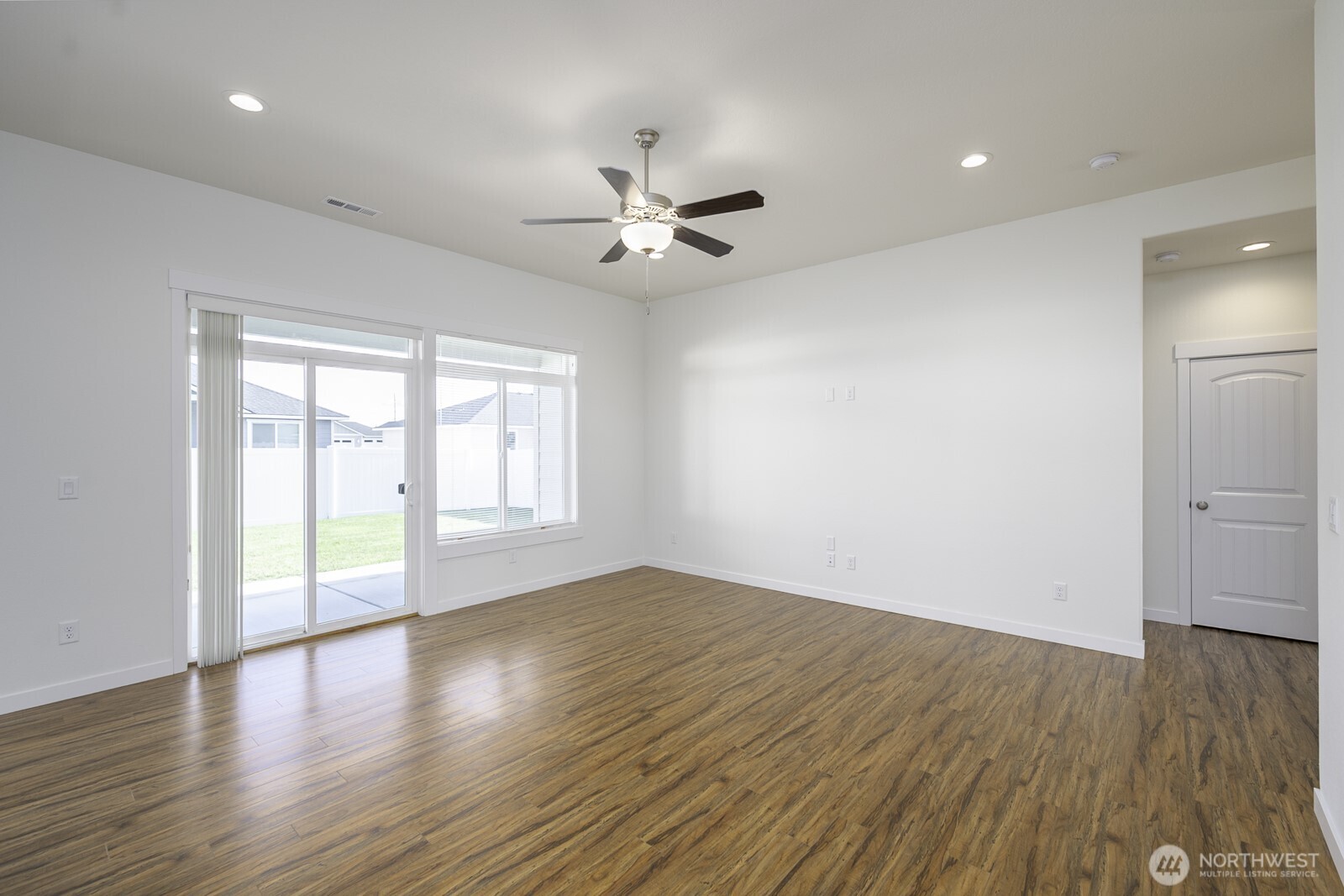 912 7th Avenue NE Ephrata WA 98823