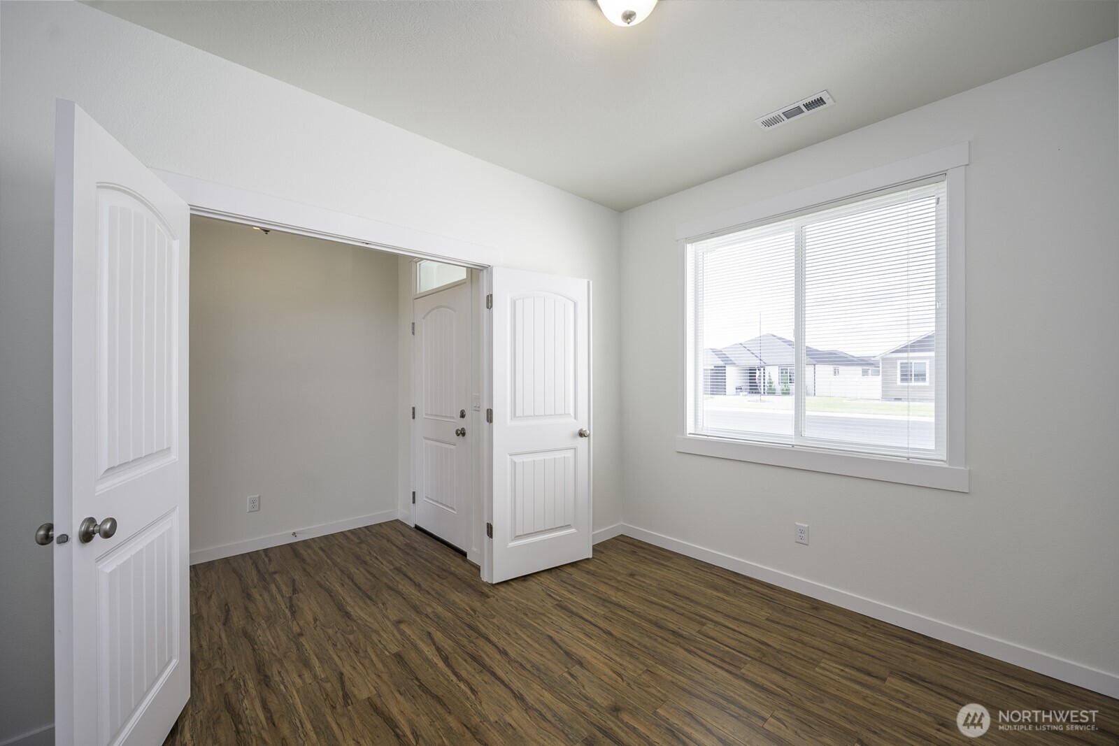 912 7th Avenue NE Ephrata WA 98823