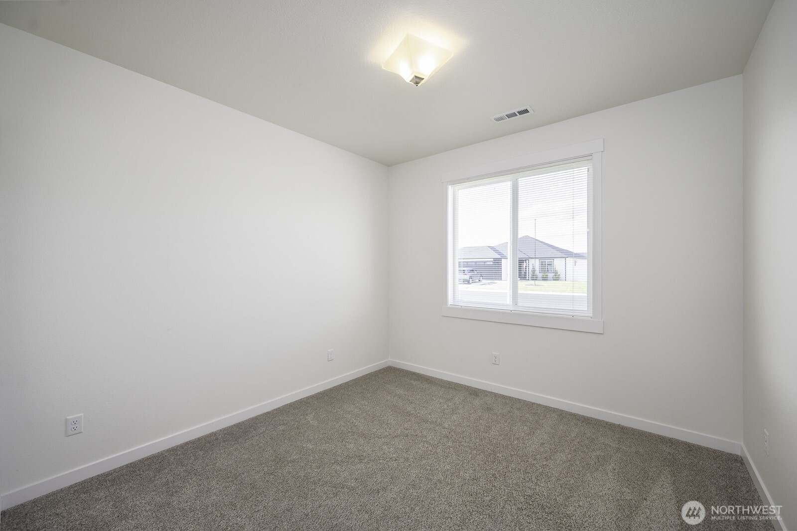 912 7th Avenue NE Ephrata WA 98823