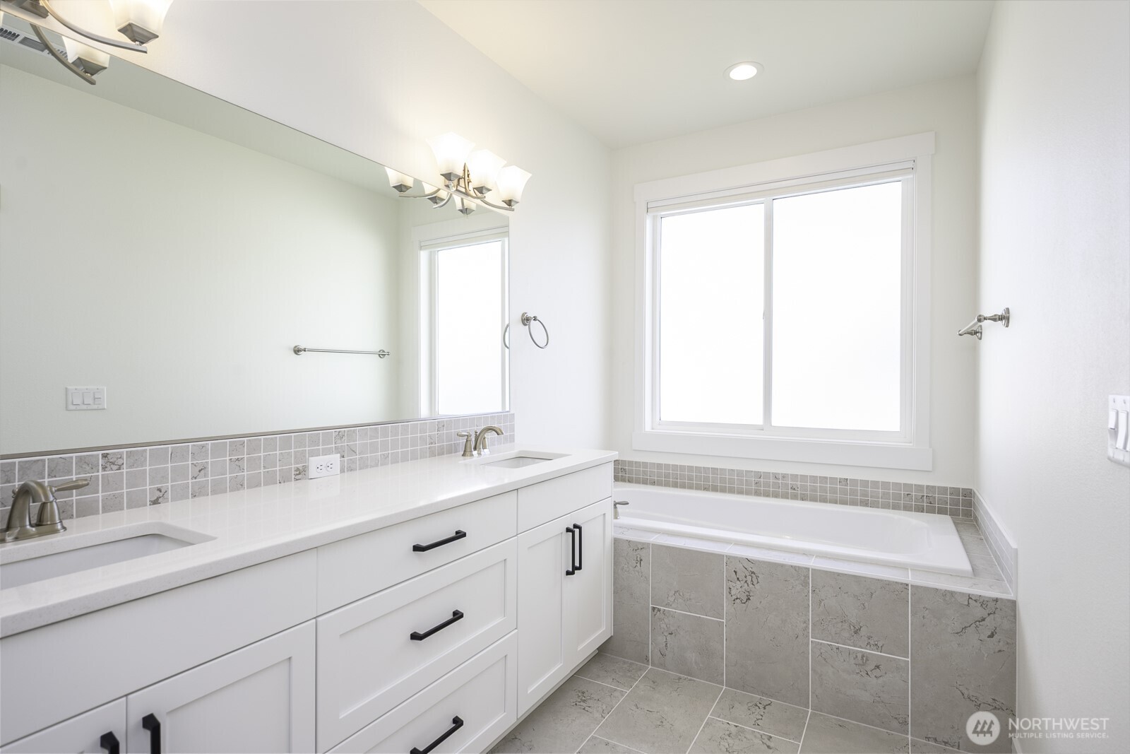 912 7th Avenue NE Ephrata WA 98823