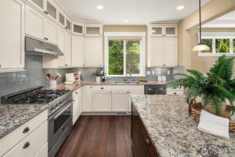 10724 206th Street SE Snohomish WA 98296