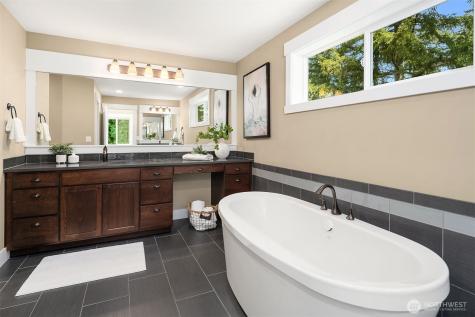 10724 206th Street SE Snohomish WA 98296