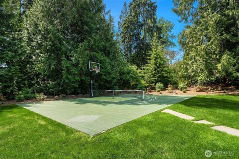 10724 206th Street SE Snohomish WA 98296