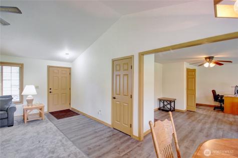12770 Eagle Drive Burlington WA 98233