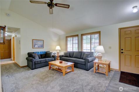 12770 Eagle Drive Burlington WA 98233
