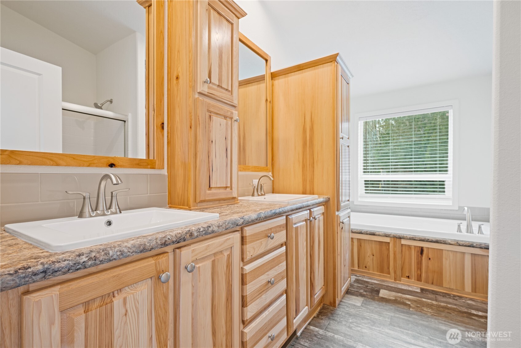 1728 Spirit Lake Highway Castle Rock WA 98611