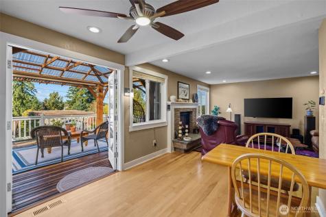 11303 126th Avenue NE Kirkland WA 98033