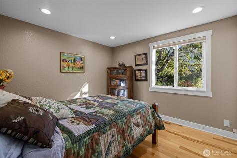 11303 126th Avenue NE Kirkland WA 98033